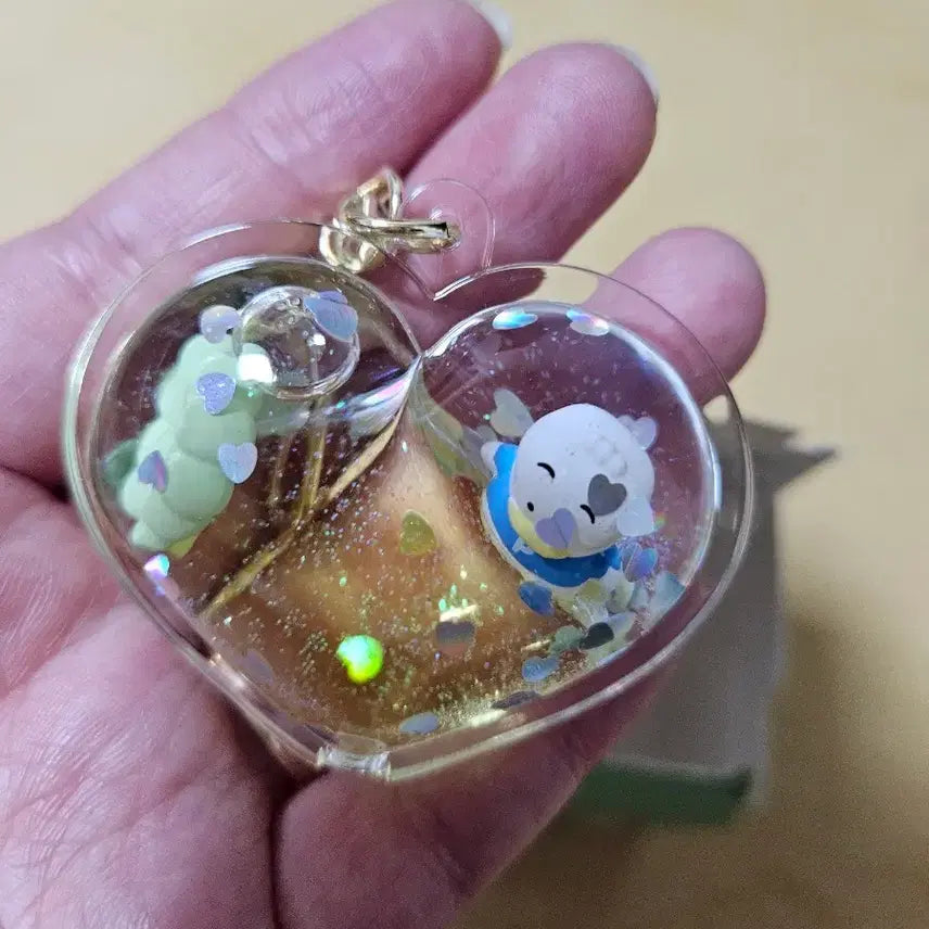 [BUNJANG] Ahiru no Pekkle Heart Water Ball Keyring / 새제품 아히루노 페클 하트 워터볼 키링