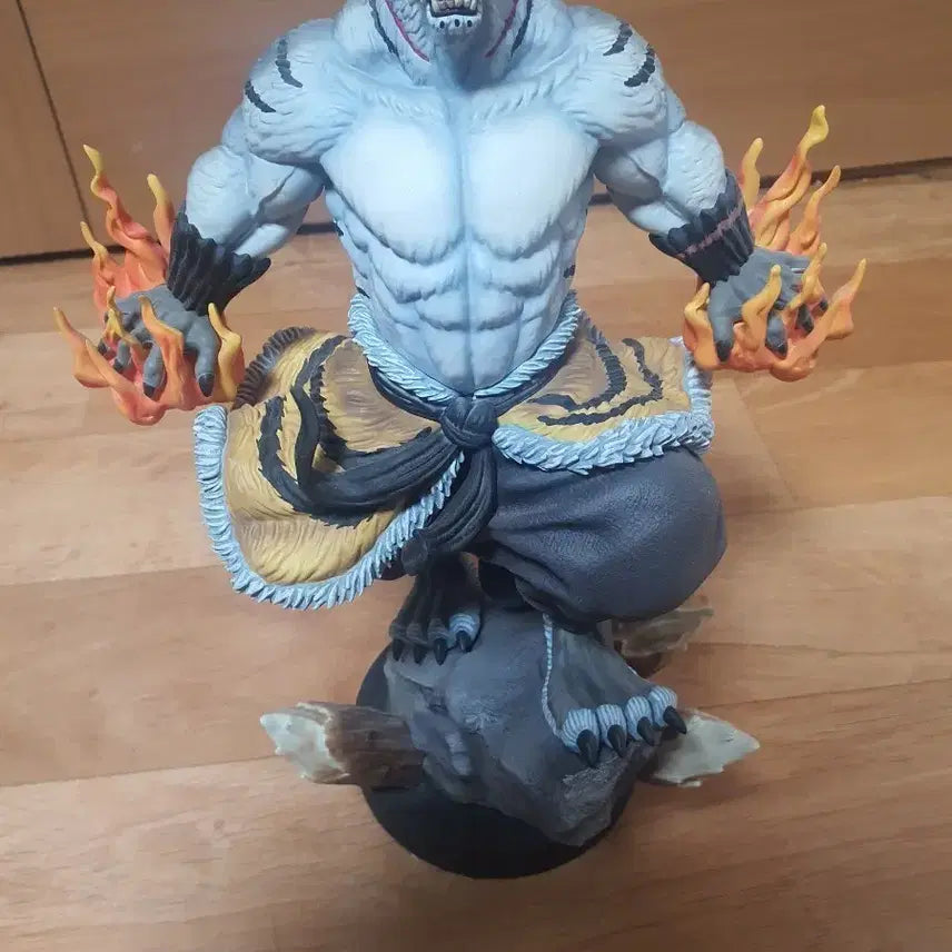[BUNJANG] Horangi Hyungnim Chui Inhuman Form Resin Statue / 30만)호랑이형님 추이 수인화 레진스테츄 팝니다