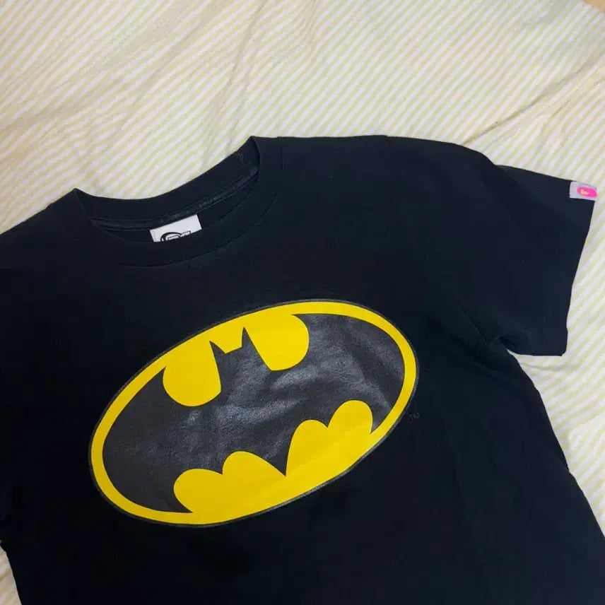 [BUNJANG] A BATHING APE x Batman Baby Milo Collaboration Short Sleeve T-Shirt / 베이프 x 배트맨(BATMAN) 콜라보 반팔 티셔츠