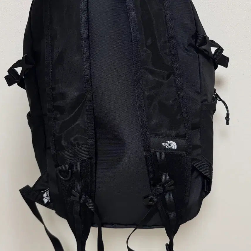[BUNJANG] The North Face Stream 12 Black Backpack / 노스페이스 스트림 12 블랙백팩