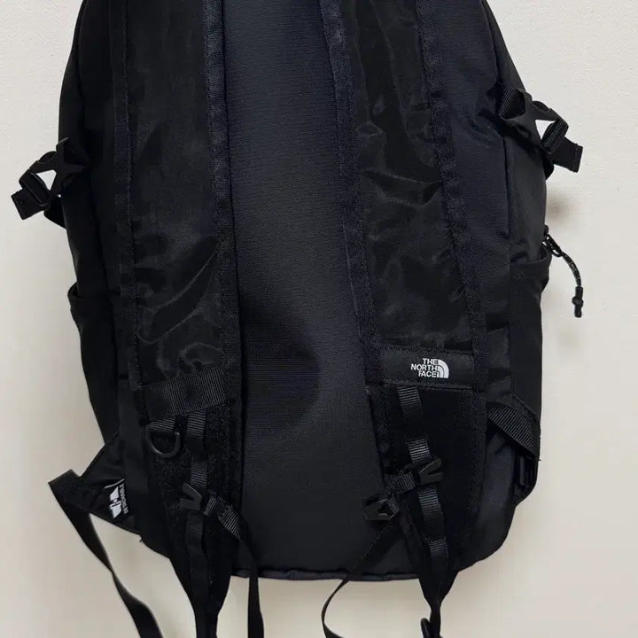 [BUNJANG] The North Face Stream 12 Black Backpack / 노스페이스 스트림 12 블랙백팩