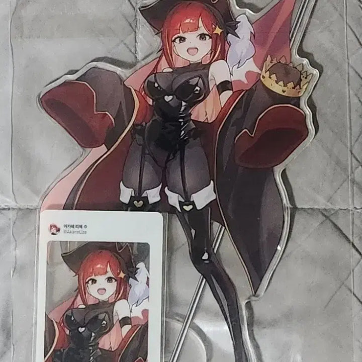 [BUNJANG] StellaLive AkaneRize Pirate Acrylic Stand &amp; Photocard Set / 스텔라이브 아카네리제 해적 아크릴 스탠드,포토카드