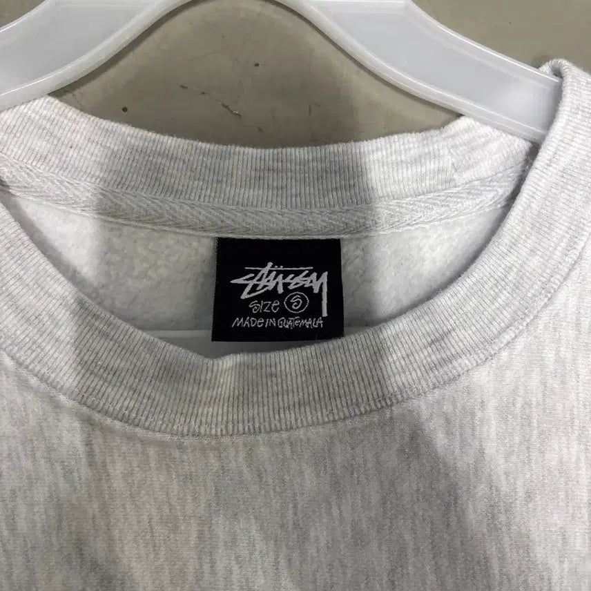 [BUNJANG] Stussy New Big Stock Logo Sweatshirt Small / 만원샵 스투시 신형 빅 스탁 로고 맨투맨 S