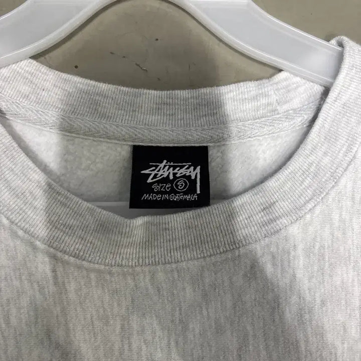 [BUNJANG] Stussy New Big Stock Logo Sweatshirt Small / 만원샵 스투시 신형 빅 스탁 로고 맨투맨 S