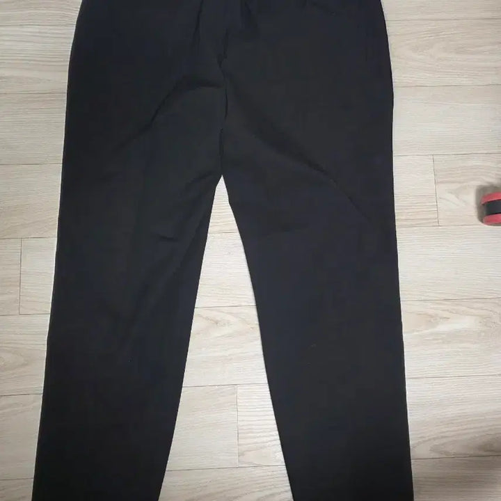[BUNJANG] Musinsa Relaxed Tapered Hidden Banding Crop Slacks Black / [34] 무탠다드 릴렉스드 테이퍼드 히든 밴딩 크롭 슬랙스 [블랙]