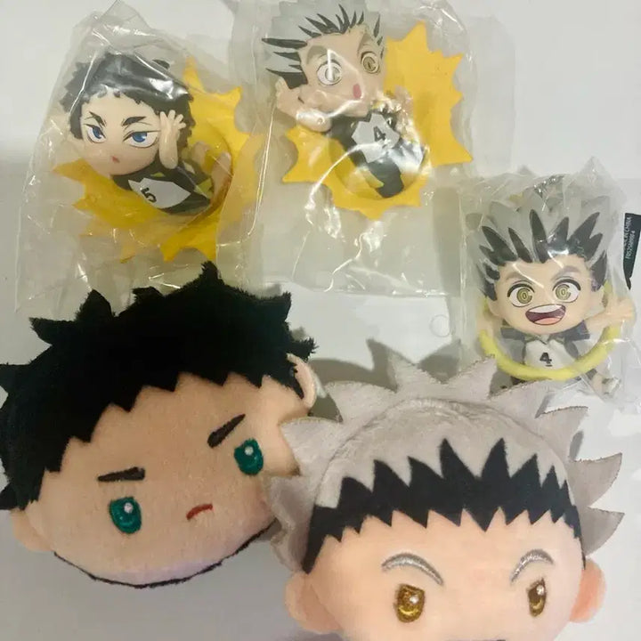 [BUNJANG] Haikyuu!! Bokuto &amp; Akaashi Shoulder Clip Hairpins &amp; Magnets Bundle Set / 하이큐 보쿠토 아카아시 가챠 후쿠로다니 어깨쿵 헤어핀