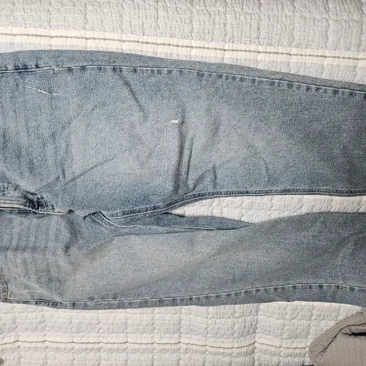 [BUNJANG] Light Wash Denim Jeans / 연청 데님 청바지 팔아요