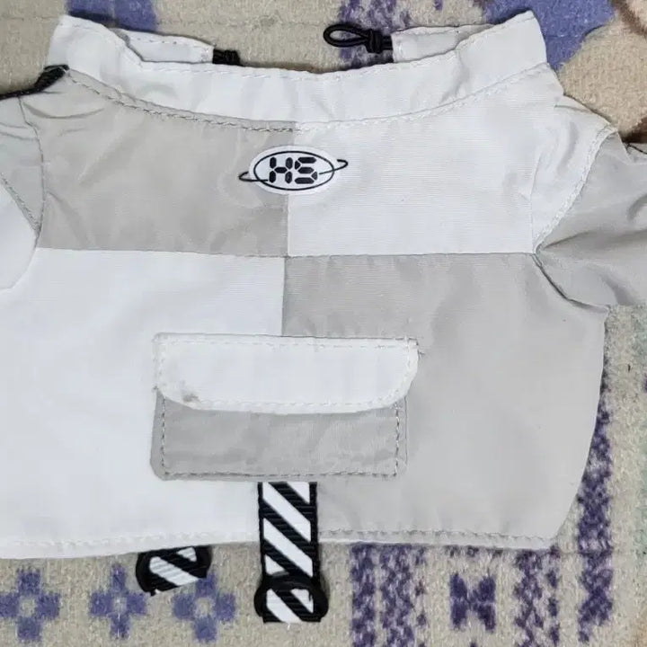 [BUNJANG] WOOBL Techwear White 20cm Doll Clothes / 우블 테크웨어화이트 20cm솜인형옷