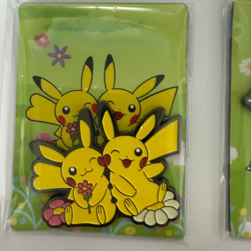 [BUNJANG] Olive Young Pokemon Collaboration Pikachu Double Magnet Set / 올리브영 포켓몬 콜라보 더블 마그넷 피카츄 커플