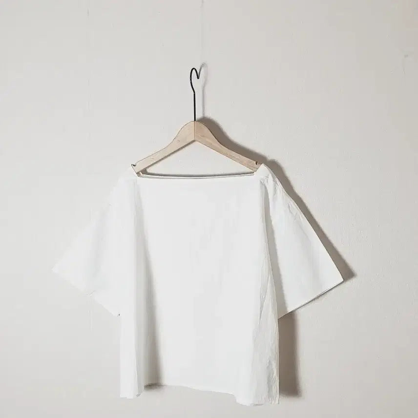 [SOLD OUT] (새) 보트넥 루즈 블라우스