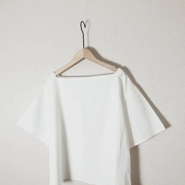 [SOLD OUT] (새) 보트넥 루즈 블라우스