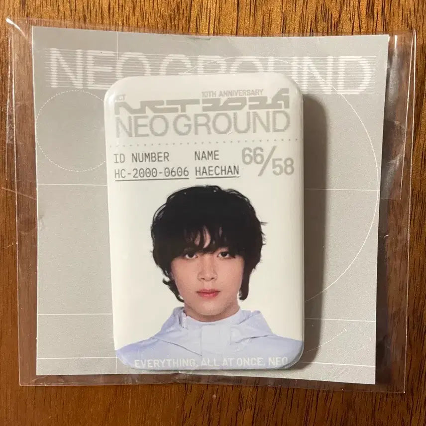 [BUNJANG] NCT Haechan Neo City: Japan Metal ID Badge (Random) / (미개봉) 엔시티 팝업 해찬 아이디뱃지(랜덤뱃지) 양도