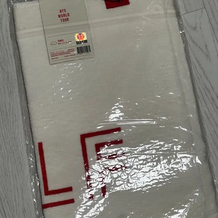 [BUNJANG] BTS Love Yourself World Tour Goods Towel (Sealed) / (미개봉) BTS 방탄 러브유어셀프 월드 투어 굿즈 타월 타올 towel