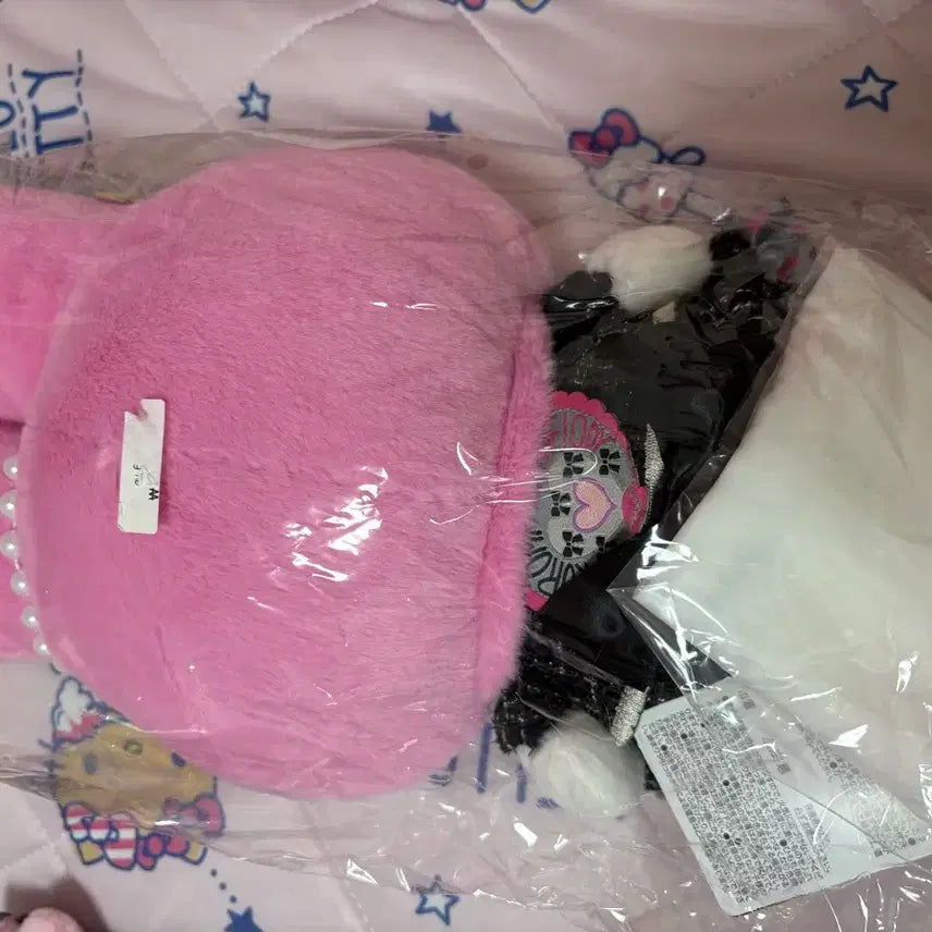 [BUNJANG] Sanrio My Melody 50th Anniversary Plush Pouch / 퓨로랜드 한정 50주년 마이멜로디 누이