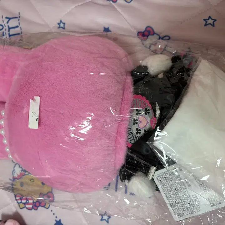 [BUNJANG] Sanrio My Melody 50th Anniversary Plush Pouch / 퓨로랜드 한정 50주년 마이멜로디 누이