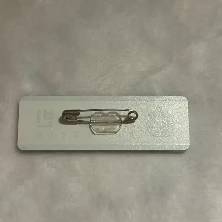 [BUNJANG] Stray Kids Changbin Magic School Acrylic Nametag / 스트레이키즈 스키즈 서창빈 매직스쿨 팝업 스키주 명찰 네임택