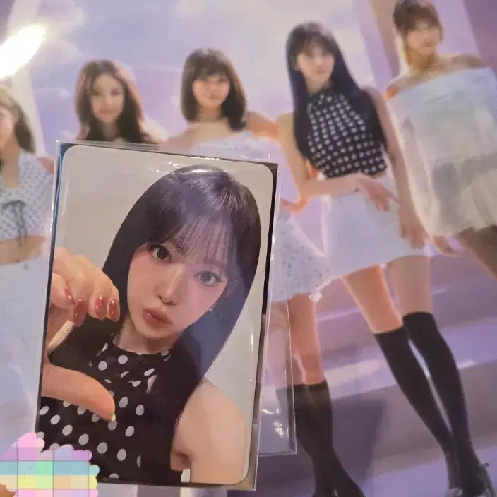 [BUNJANG] LE SSERAFIM Sakura VR Concert Poster + Photocard (Special POB) / 르세라핌 vr 콘서트 포스터+포토카드 사쿠라 특전 포카