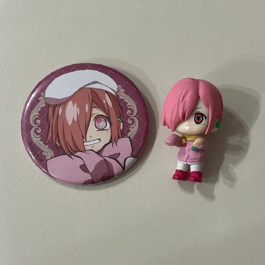 [BUNJANG] Jibaku Shonen Hanako-kun Mitsuba Sōsuke Figure + Badge Bundle Set / 지박소년 하나코군 미츠바 소스케 피규어+뱃지 일괄