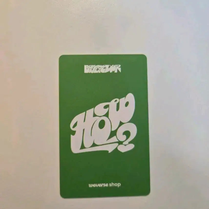 [BUNJANG] How? Comeback Live Sticker Version Weverse Photocard / (동영상확인/하자) 태산 how? 컴백라이브스티커버전 위버스포카