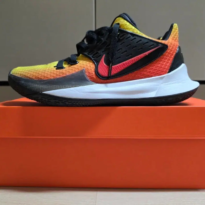 [BUNJANG] Nike Kyrie Low 2 EP Sunset / [270] 나이키 카이리 로우 2 EP 선셋