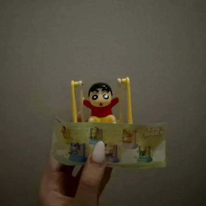 [BUNJANG] Crayon Shin-chan Swinging Swing Figure / 짱구는 못말려 흔들 그네 피규어