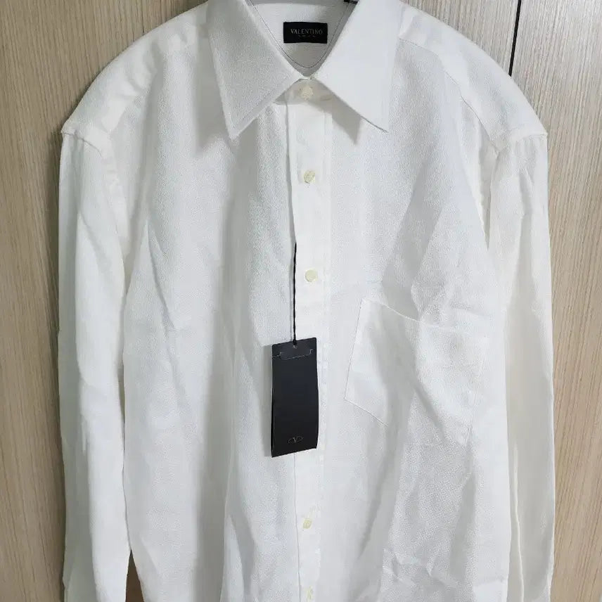 [BUNJANG] Valentino White Men&