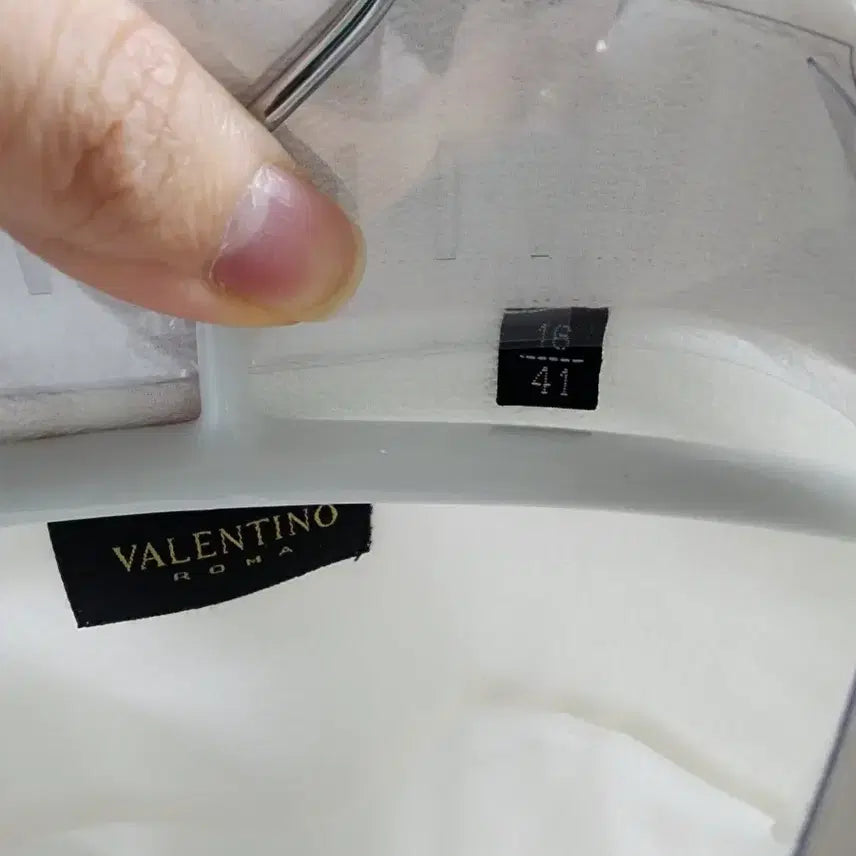 [BUNJANG] Valentino White Men&