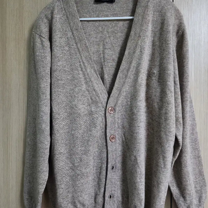 [BUNJANG] Christian Dior Laurel Logo Wool Cardigan Beige / 크리스찬 디올 월계로고 울 가디건 베이지