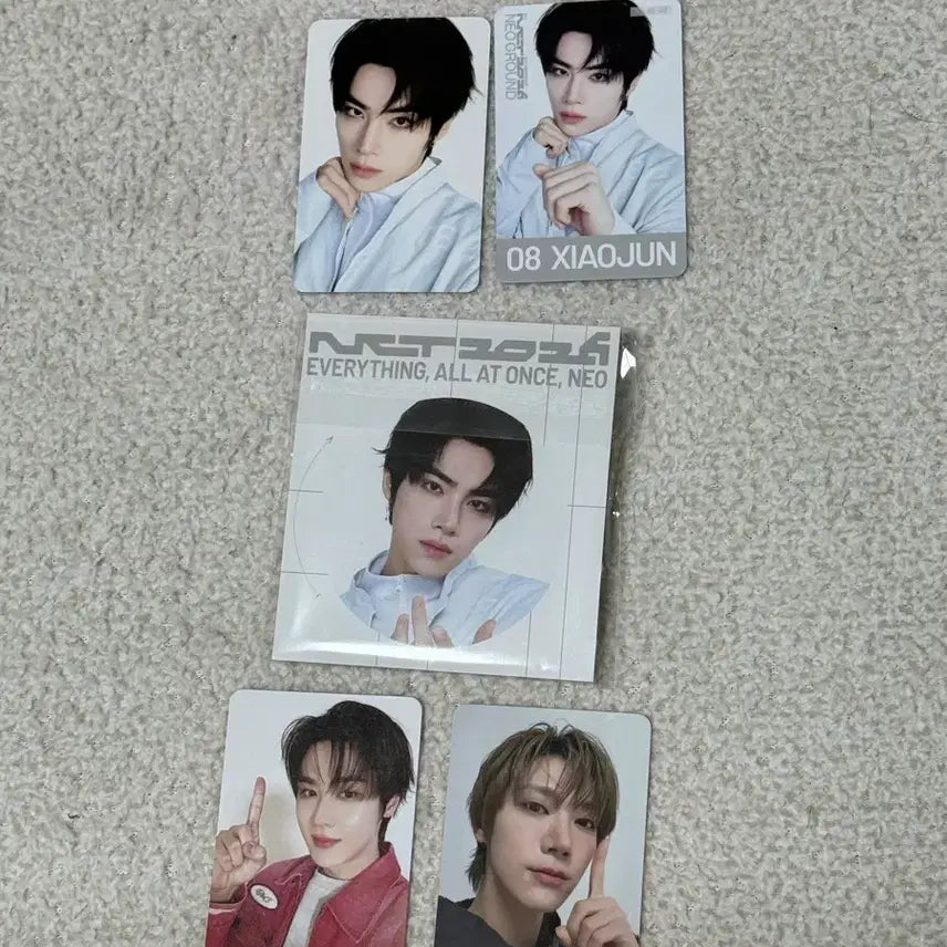 [BUNJANG] NCT 10th Anniversary Pop-up Xiaojun Photocard, Can Badge, Kun, Ten Treasure Card Bundle Set / 엔시티 10주년 팝업 샤오쥔 입장 포카, 캔뱃지,텐, 쿤 트레카 일괄
