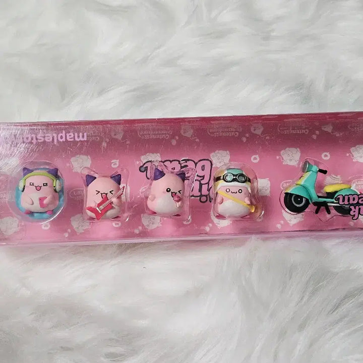 [BUNJANG] MapleStory GS25 Pink Bean Limited Edition Figure / 메이플스토리 GS25 핑크빈 리미티드 에디션 피규어