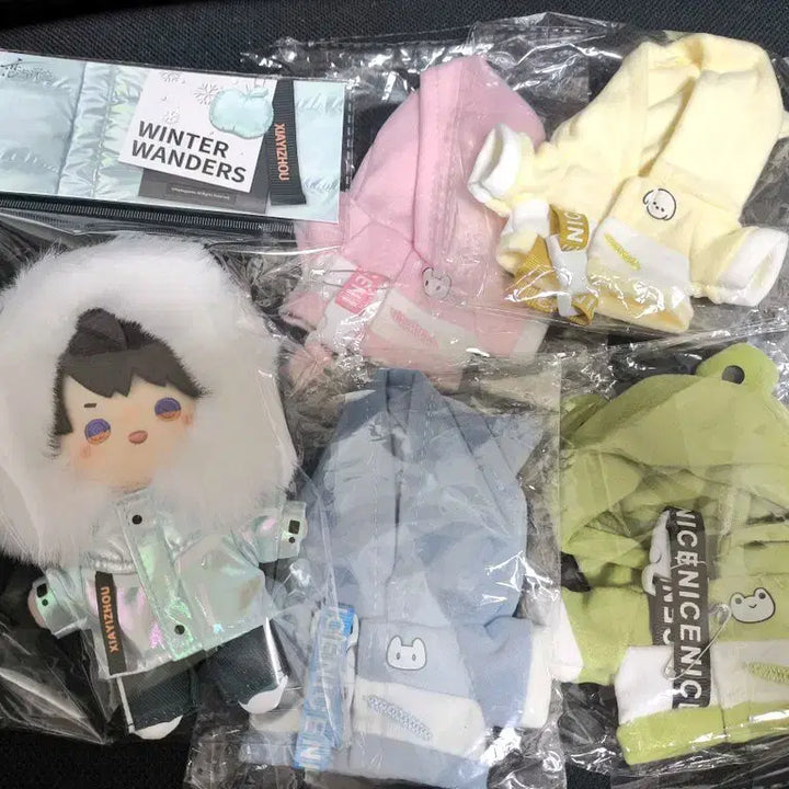 [BUNJANG] Howzoo Nui Doll + 10cm Doll Clothes Love and Deep Space Bundle Set / 하우주 누이 인형 + 10cm 인형 옷 러브앤딥스페이스 럽딥 판매