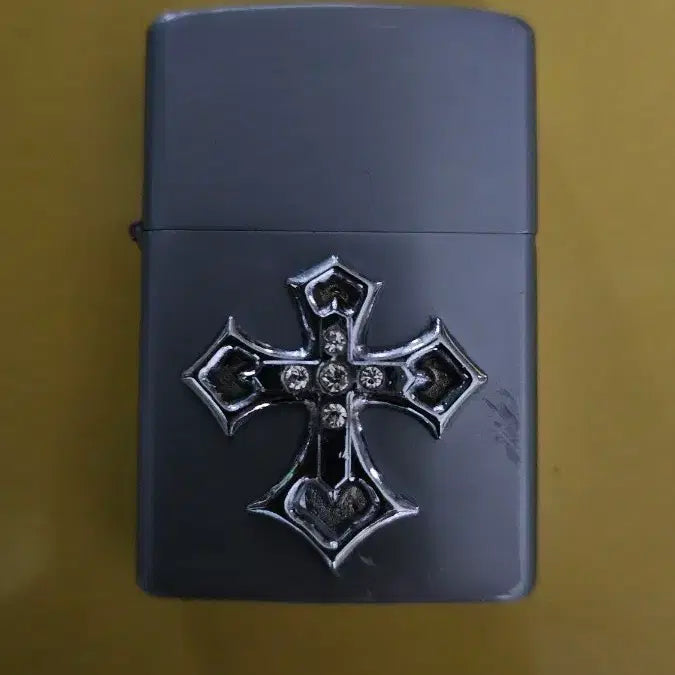 [BUNJANG] Vintage Cross Ornament Lighter / 빈티지 십자가 장식 라이터