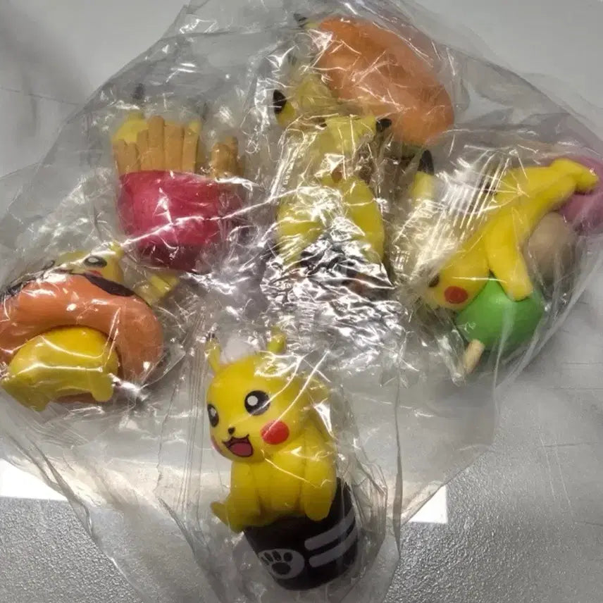 [BUNJANG] Pokemon Pikachu Figure 6-Piece Set (Sealed) / 포켓몬스터 피카츄 피규어 미개봉 6종 세트로 일괄 판매합니다.