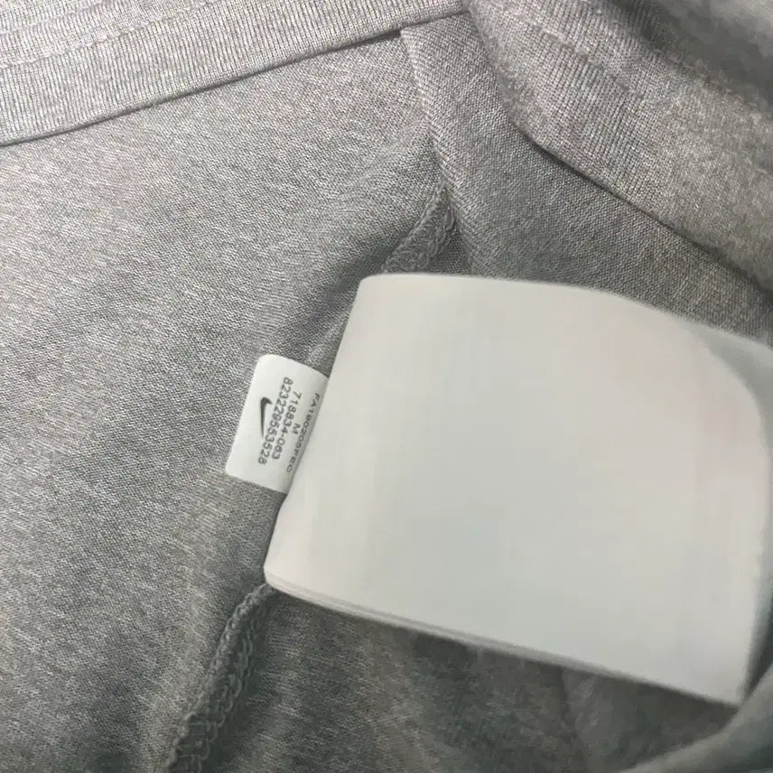 [BUNJANG] Nike Dri-FIT Legend 2.0 Grey T-Shirt (M) / 나이키 드라이핏 레전드2.0 그레이 M
