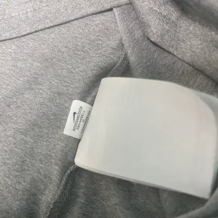 [BUNJANG] Nike Dri-FIT Legend 2.0 Grey T-Shirt (M) / 나이키 드라이핏 레전드2.0 그레이 M
