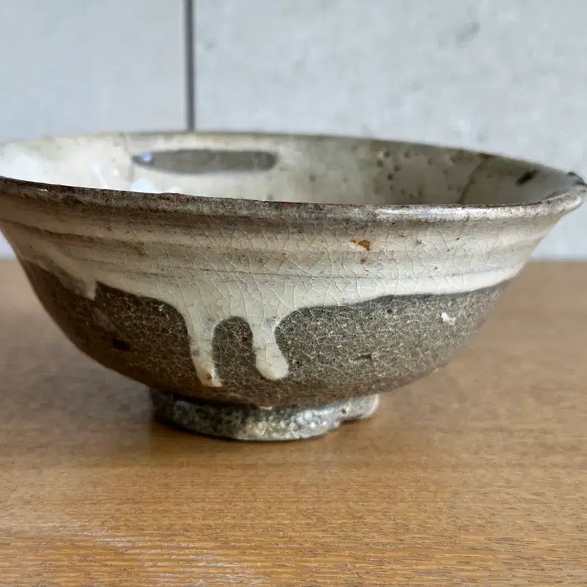 [BUNJANG] 15th Century Joseon Dynasty Celadon Bandeom Bong Tea Bowl / 전라도 무안 반덤벙 다완