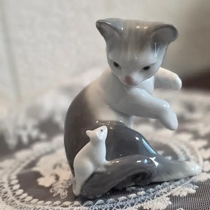 [BUNJANG] Lladró Cat Figurine with Mouse Accent / 야드로 고양이 피겨린