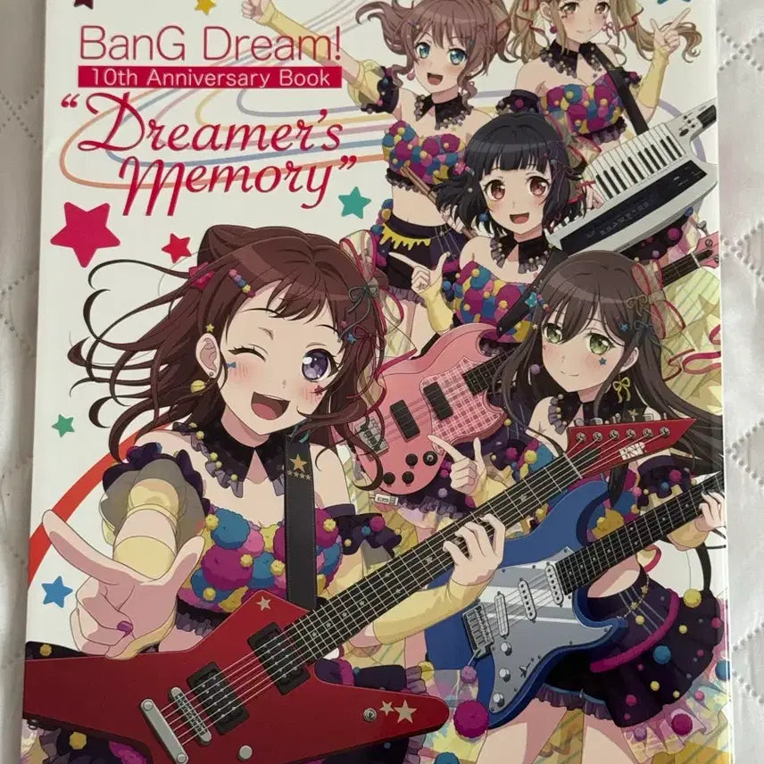 [BUNJANG] BanG Dream! 10th Anniversary Commentary Book + Exhibition Ticket + Color Paper Bundle Set / [일괄] 뱅드림 10주년 코멘터리북+10주년 전시회 티켓,색지