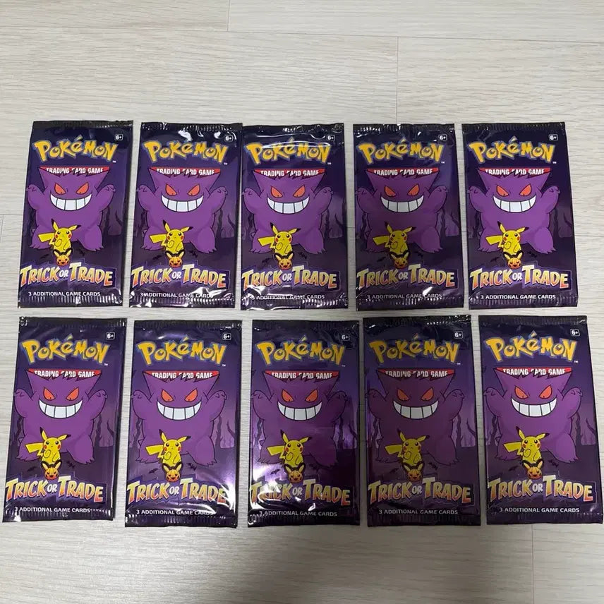 [BUNJANG] 2022 Halloween Pokemon Card Pack (Pikachu, Mimikyu, Gengar) / 202 할로윈 포켓몬카드팩 (피카츄,따라큐,팬텀)