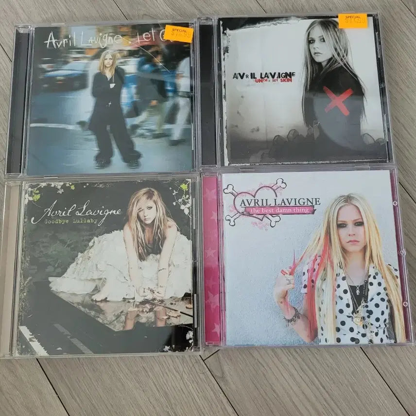 [BUNJANG] Avril Lavigne CD Album 4-Disc Set / 에이브릴 라빈 avril lavigne CD 앨범 4장 세트