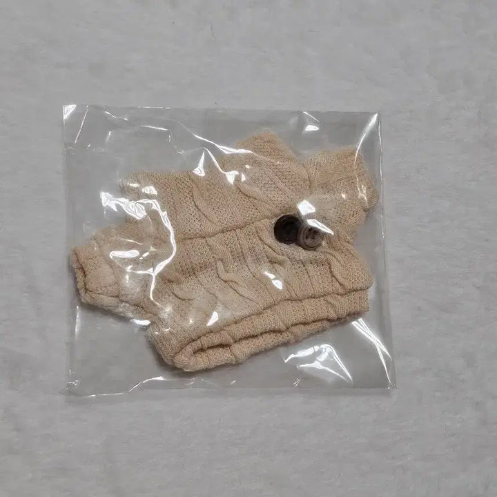 [SOLD OUT] 10cm 솜인형옷 니트 스웨터 베이지