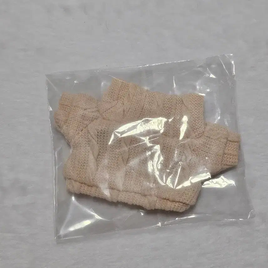 [SOLD OUT] 10cm 솜인형옷 니트 스웨터 베이지