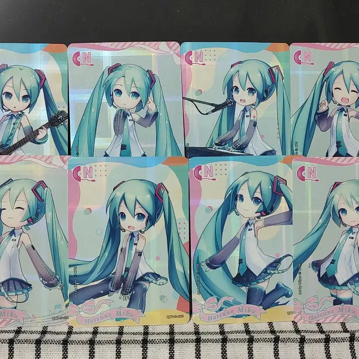 [BUNJANG] Hatsune Miku Vocaloid Acrylic Stand / 월말할인)하츠네 미쿠 보컬로이드 아크릴 스탠드