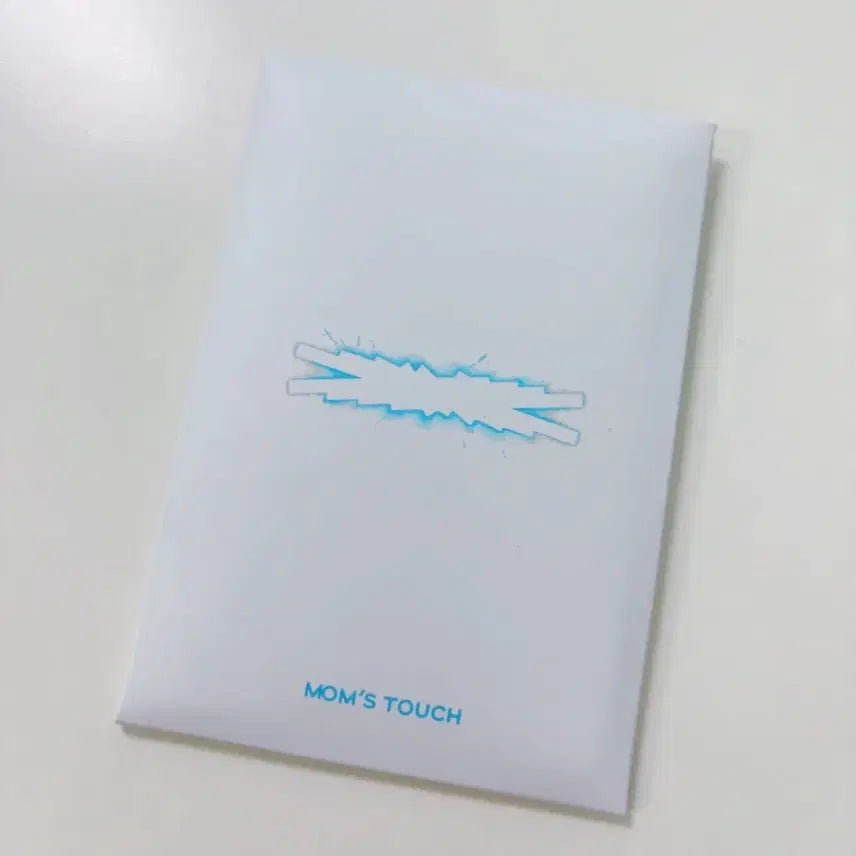 [SOLD OUT] 맘스터치 르세라핌 포토카드 5종 붐팔라