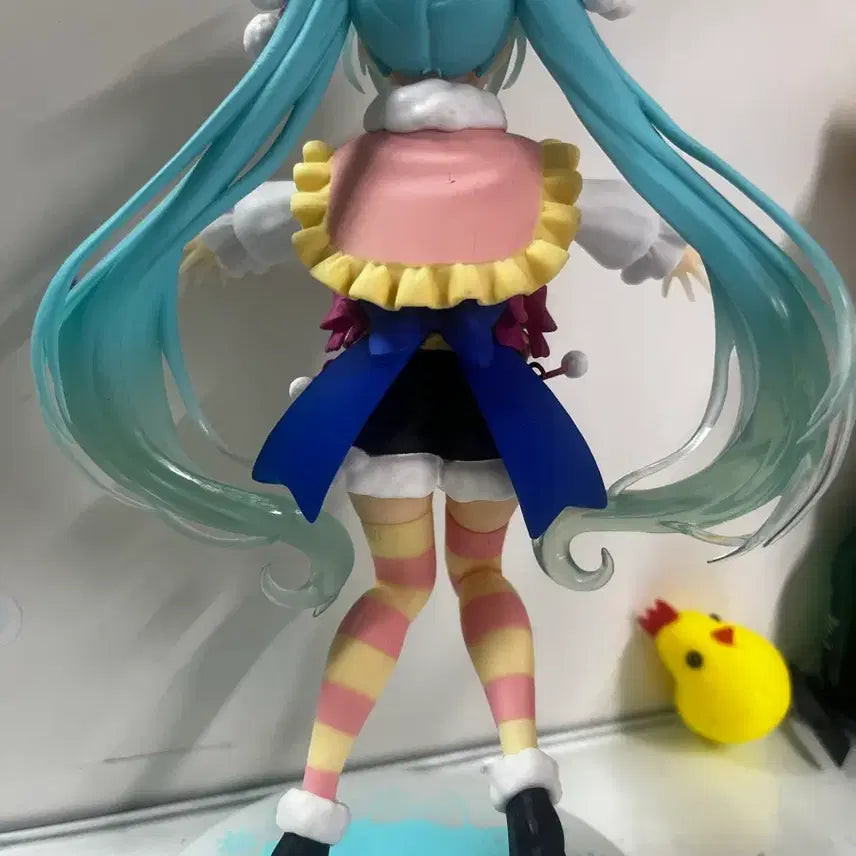[BUNJANG] Hatsune Miku Winter Ver. Anime Figure / 하츠네 미쿠 윈터