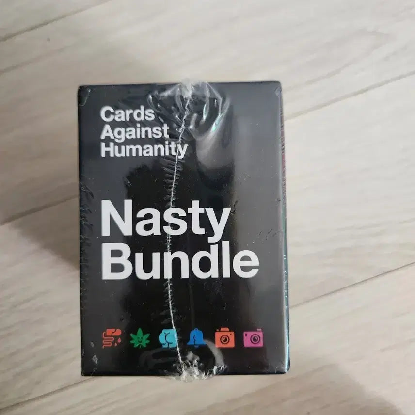 [BUNJANG] Cards Against Humanity: Nasty Bundle / Cards Against Humanity: Nasty Bundle