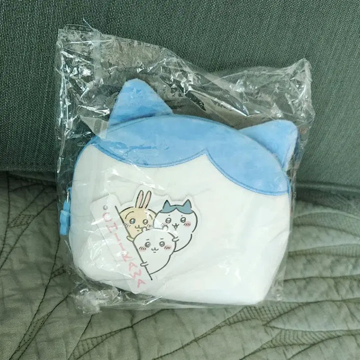 [BUNJANG] Hachiware x Gudetama x Olive Young Collaboration Pouch / 하치와레 구달 올리브영 콜라보 파우치