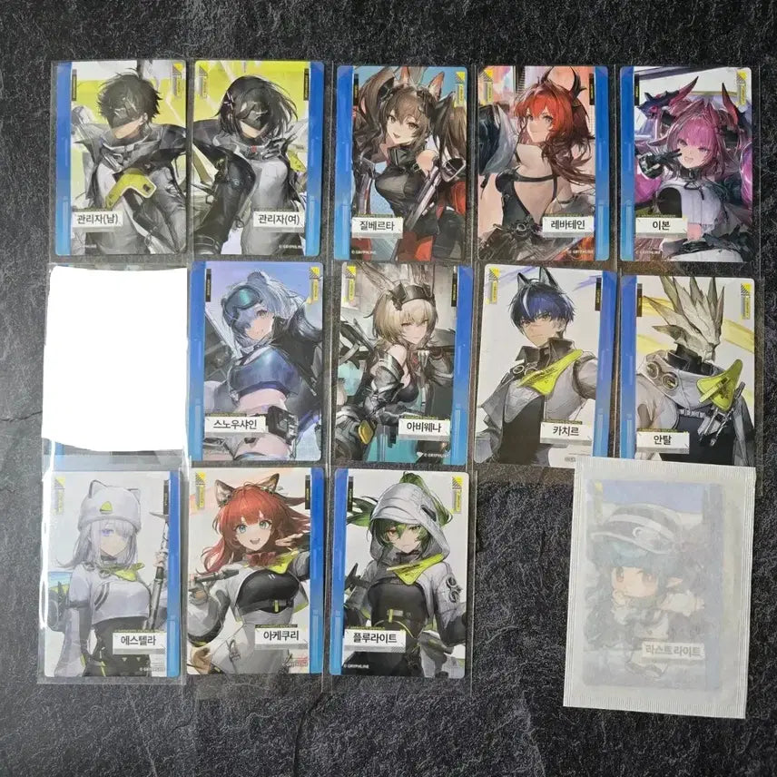 [BUNJANG] GS25 Arknights: Endfield Cards / Sticker Set / GS25 명일방주 엔드필드 카드/띠부씰 판매