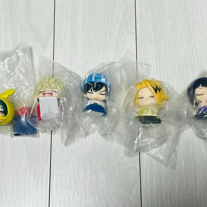 [BUNJANG] My Hero Academia Onemutan Vol. 4 Full Set (5 Types) / 히로아카 오네무탄 vol.4 5종 풀셋 판매합니다.