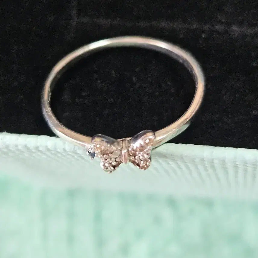 [BUNJANG] 14K White Gold Cognac Diamond Butterfly Ring (Size 9) / 14k 화이트골드 청꼬냑 다이아 나비 반지(9호)